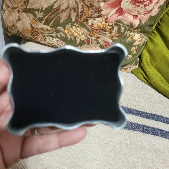 Silver Religious Last Supper Relief Jewelry Box - Picture 6 of 6